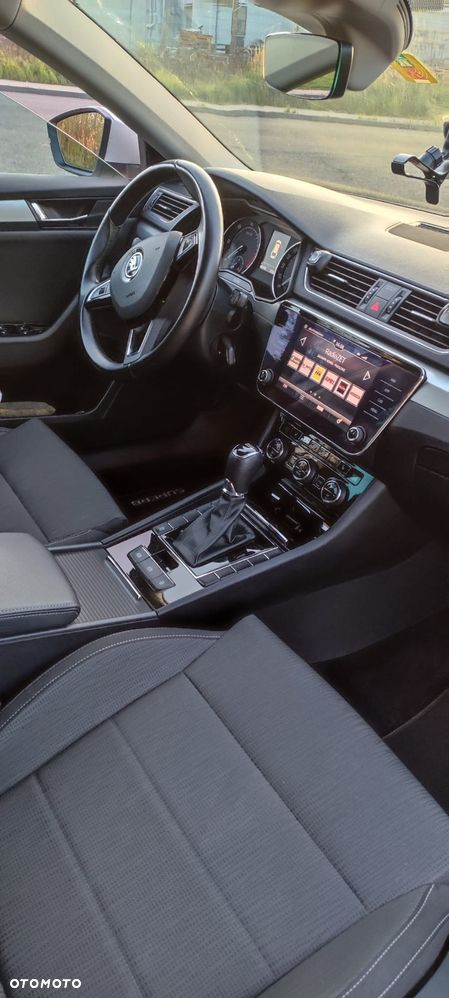 Skoda Superb 2.0 TDI Active DSG7 - 6