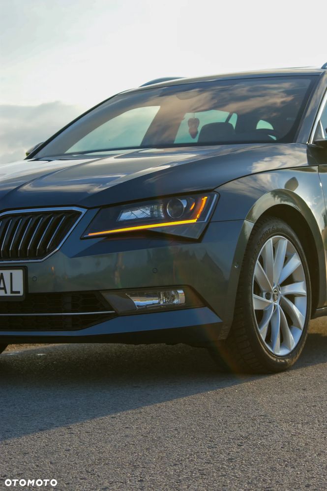 Skoda Superb 2.0 TSI 4x4 L&K DSG - 8