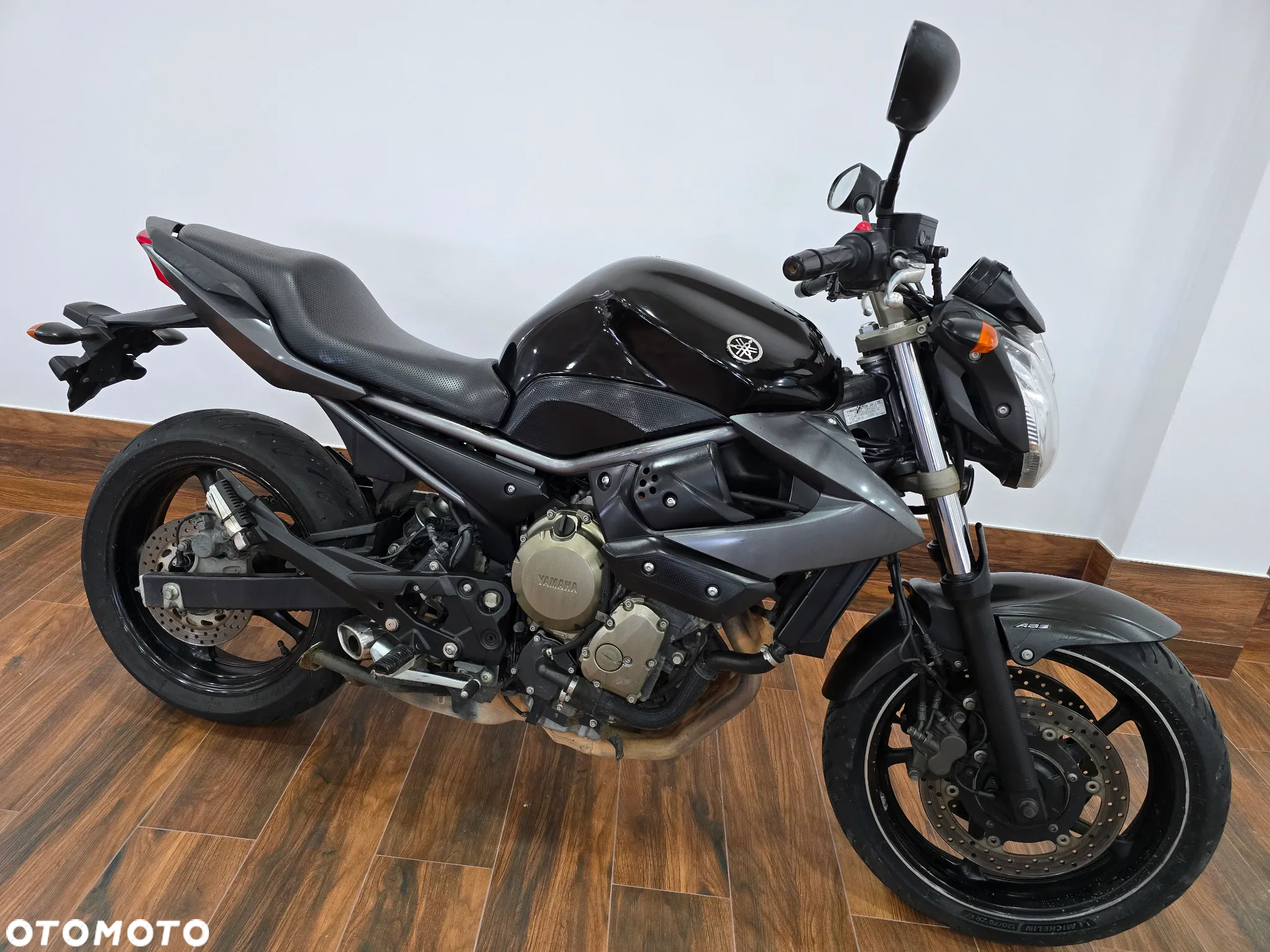 Yamaha XJ - 2