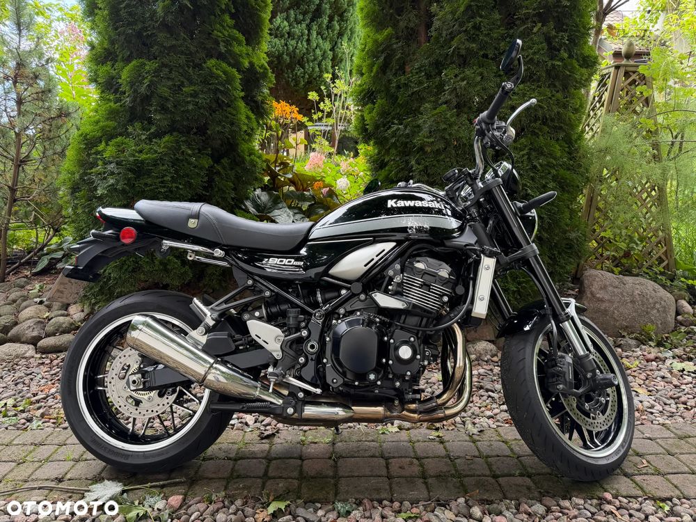 Kawasaki Z 900 RS - 5