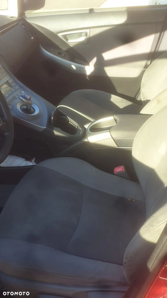 Toyota Prius - 3
