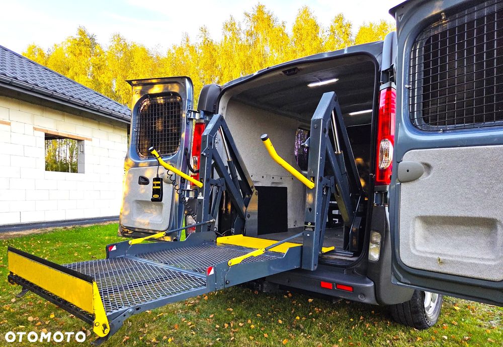 Renault Trafic - 15