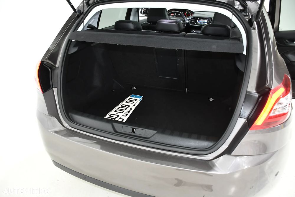 Peugeot 308 - 22