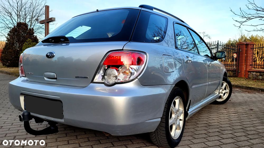 Subaru Impreza 1.5R - 4