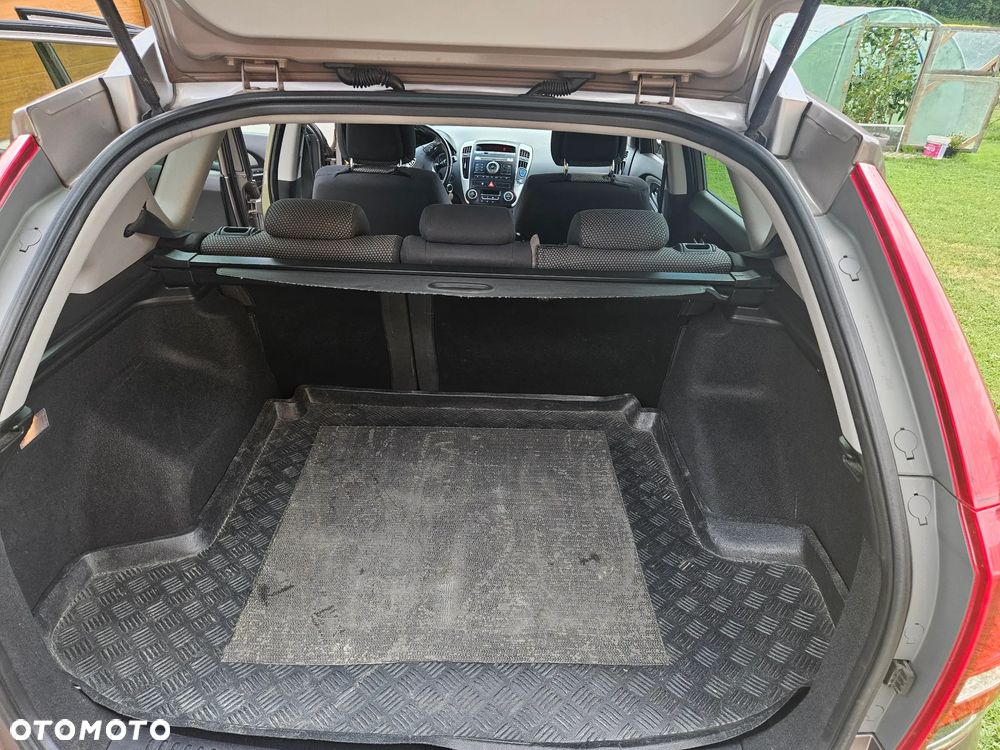 Kia Ceed 1.6 Comfort - 14