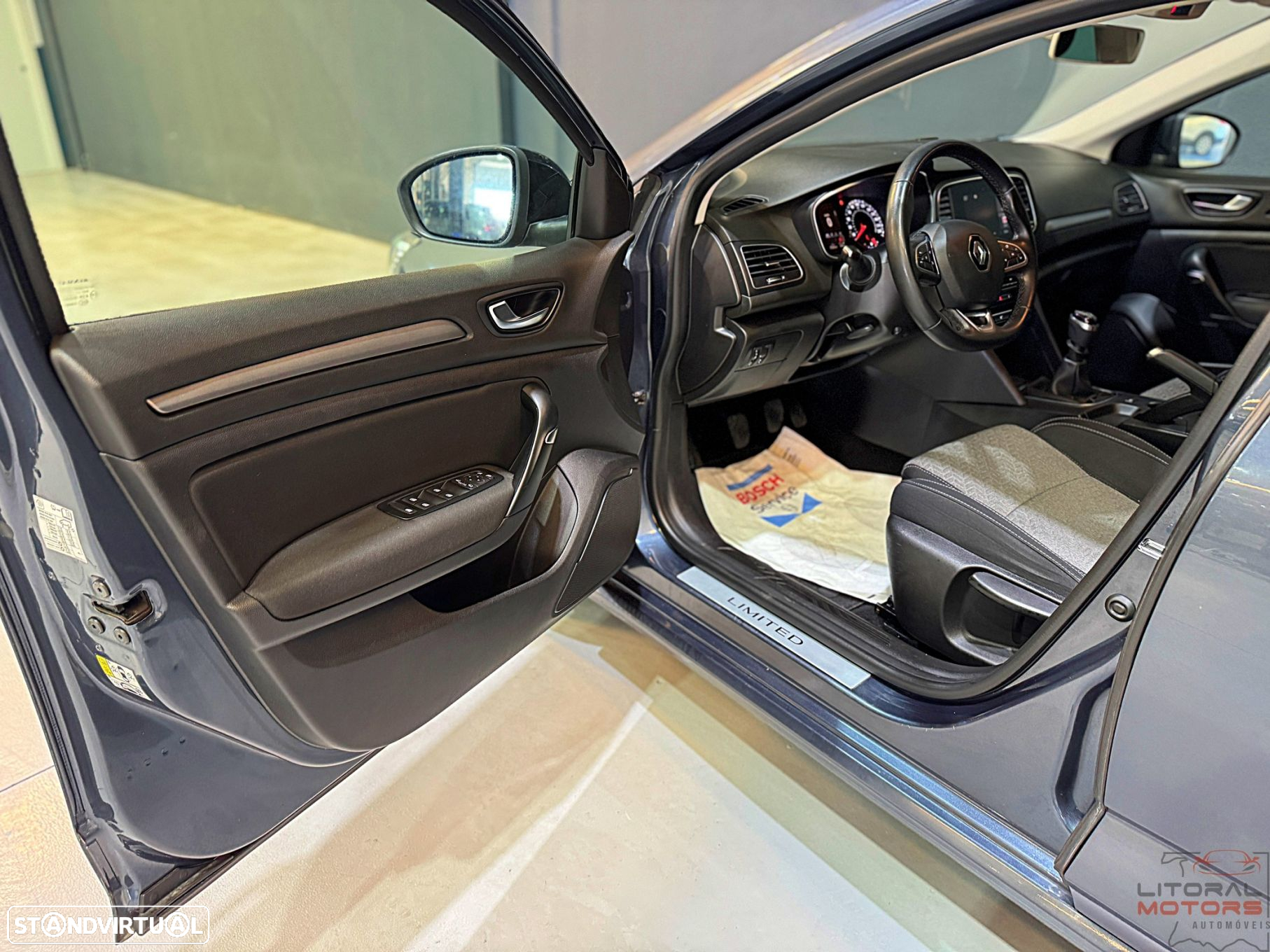 Renault Mégane Sport Tourer 1.3 TCe Limited - 13
