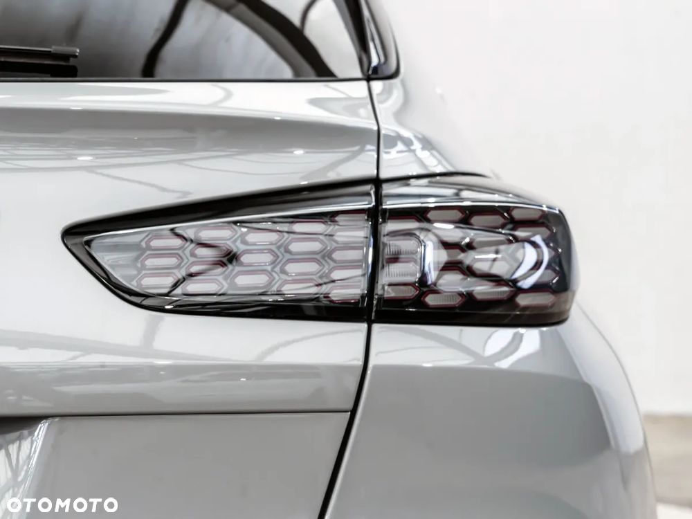 Kia XCeed 1.6 T-GDI Tribute DCT - 5