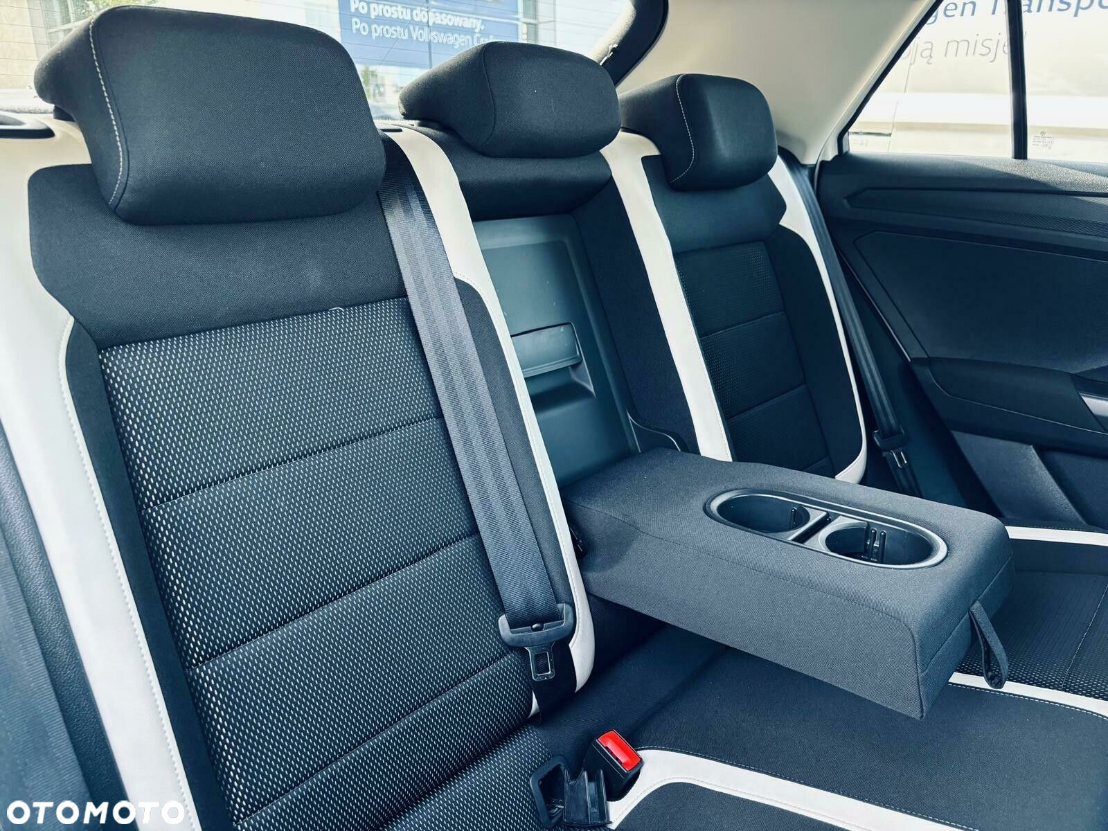 Volkswagen T-Roc 1.5 TSI ACT Premium DSG - 19