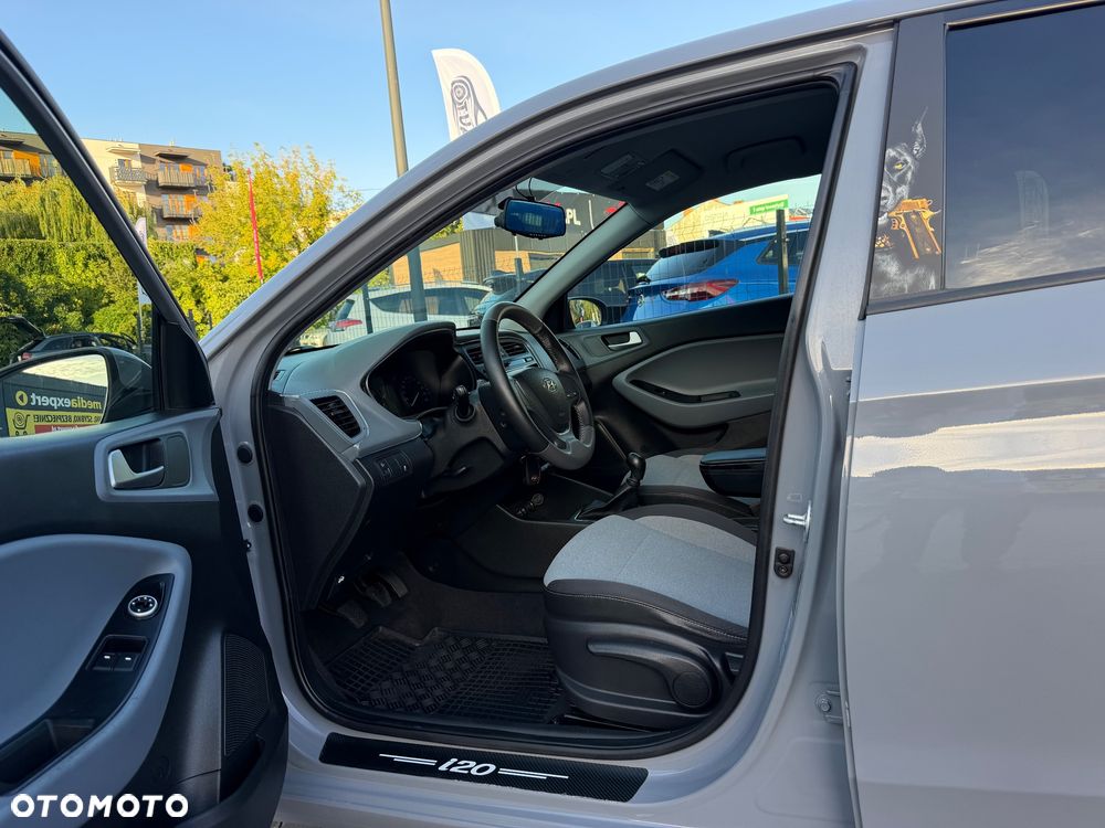 Hyundai i20 1.2 BlueDrive Fresh - 21