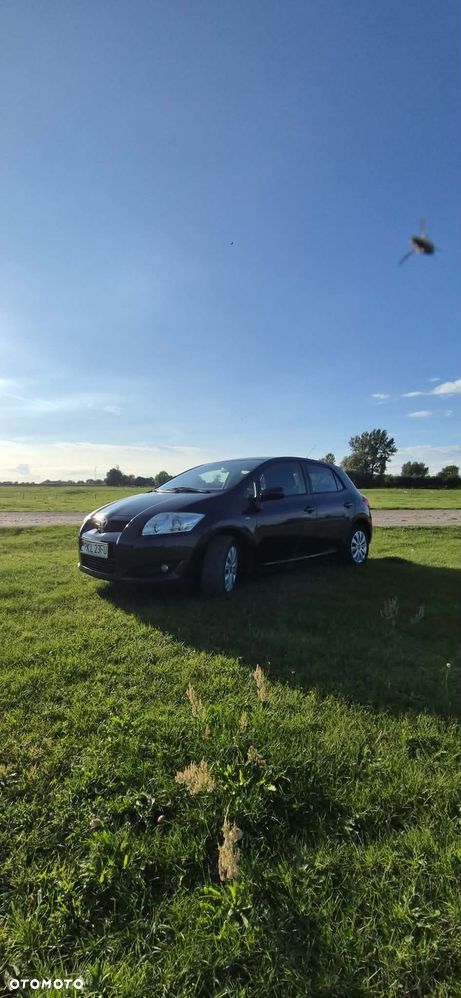 Toyota Auris 1.6 VVT-i Luna - 1