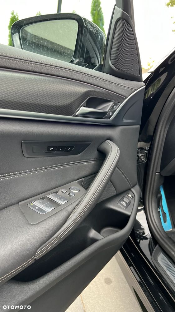 BMW Seria 5 530e xDrive M Sport sport - 11