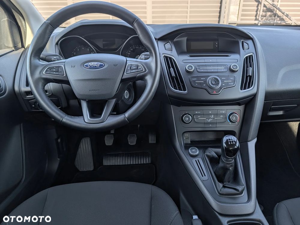 Ford Focus 1.6 Trend - 21