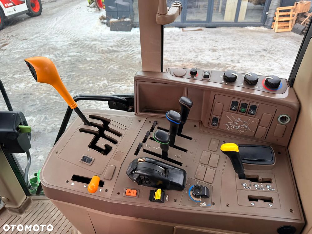 John Deere 6170M - 16