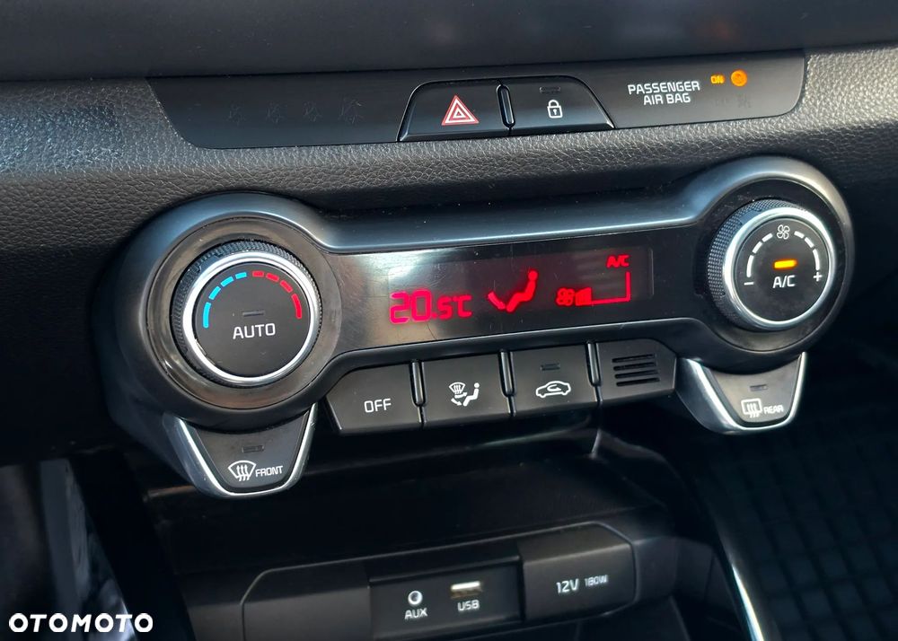 Kia Stonic 1.4 L - 26