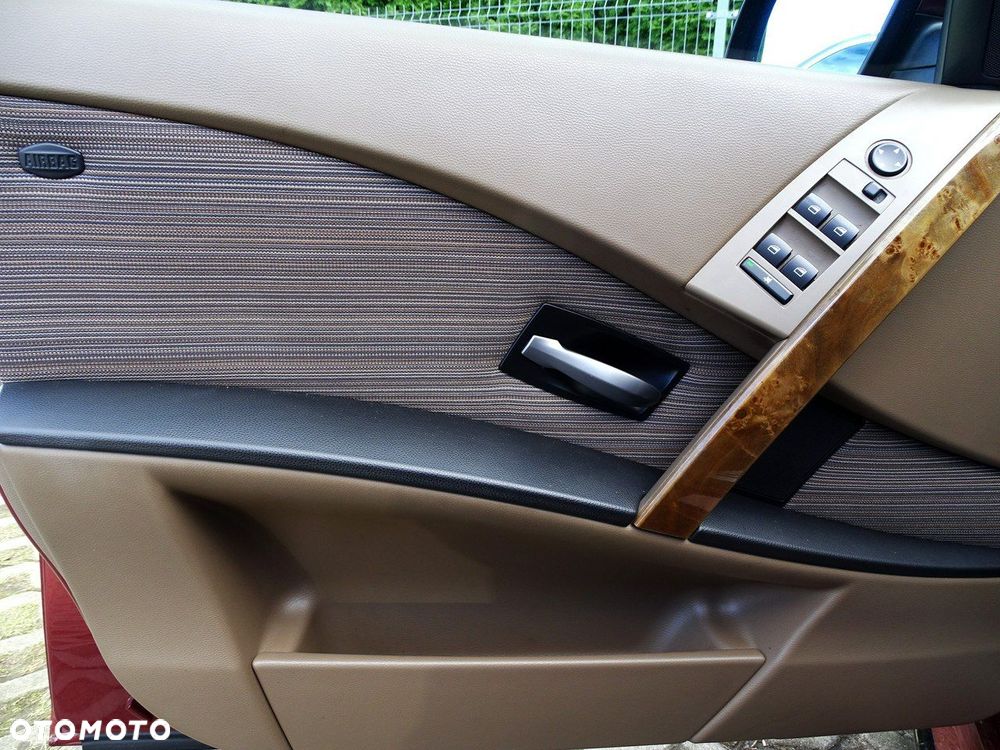 BMW Seria 5 - 25