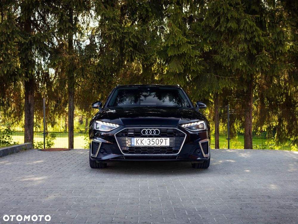 Audi A4 Avant 40 TDI quattro S tronic S line - 5