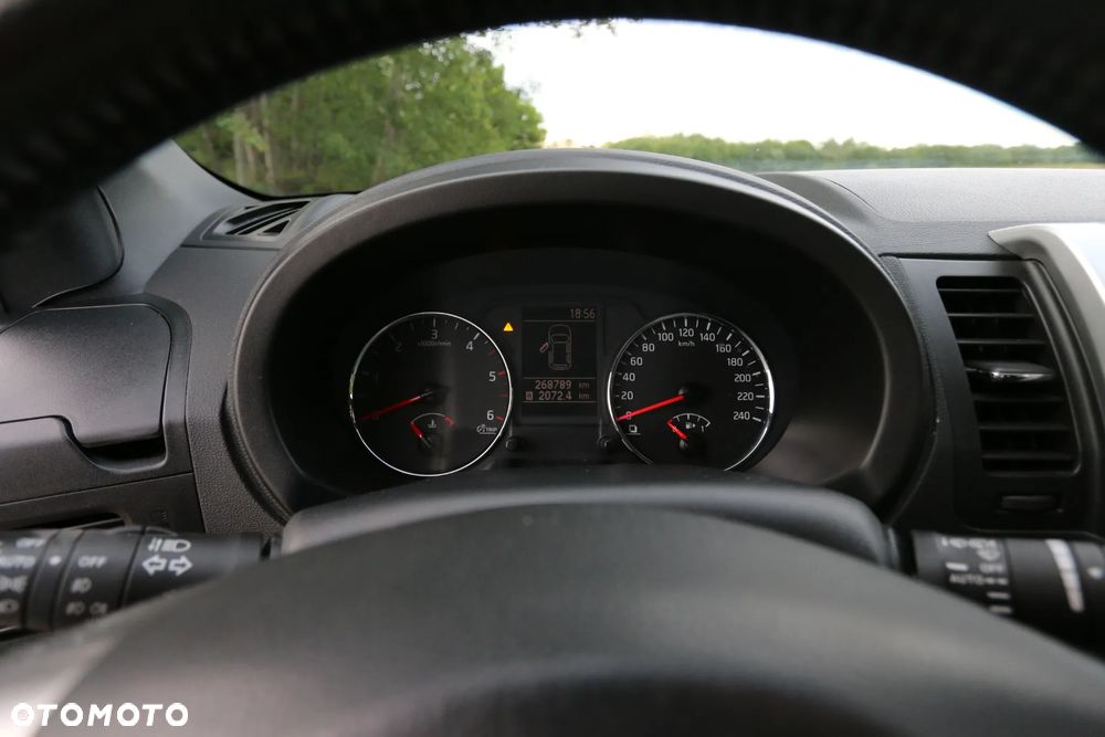 Nissan X-Trail 2.0 dCi 4x4 DPF XE - 6