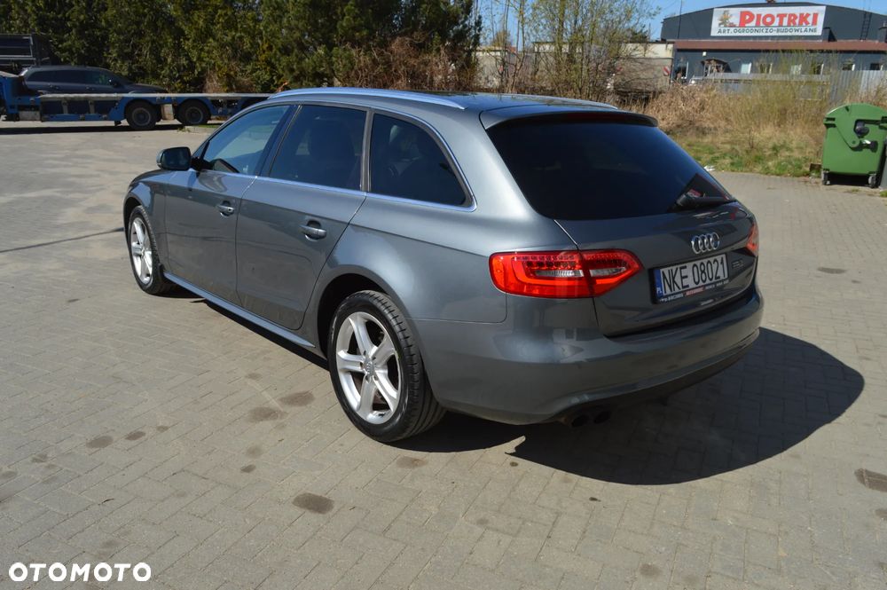 Audi A4 Avant 2.0 TDI DPF quattro S tronic Attraction - 6