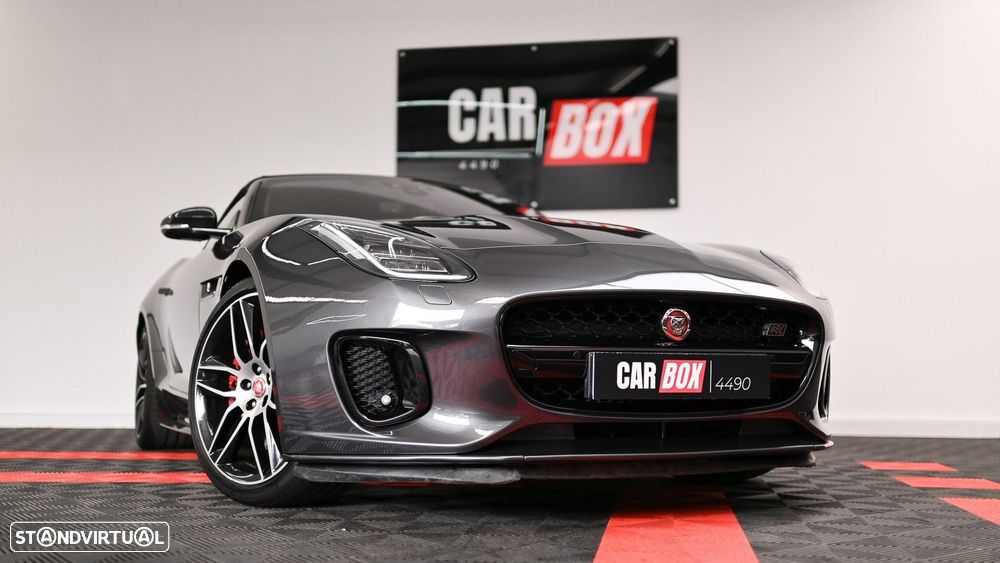Jaguar F-Type 2.0 i4 Chequered Flag - 16