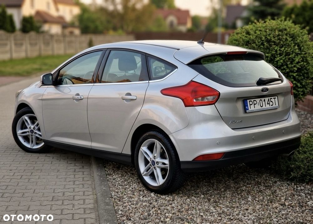 Ford Focus 1.5 EcoBoost Titanium - 4