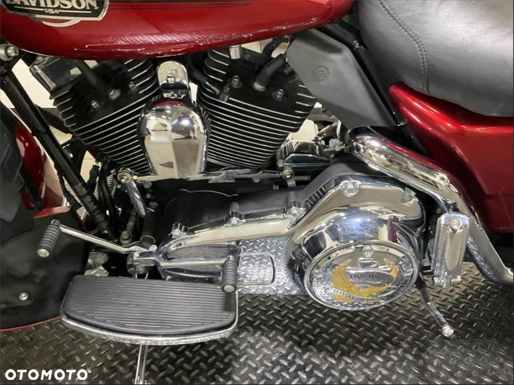 Harley-Davidson Touring Electra Glide - 6