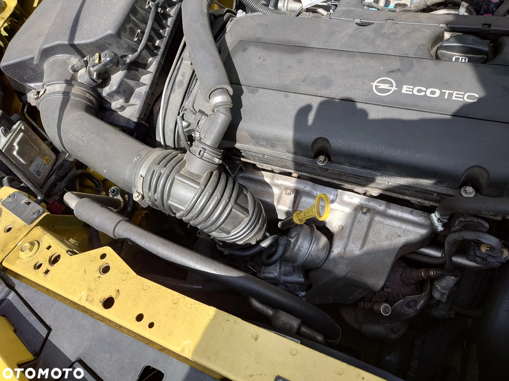 Opel Astra GTC 1.6 Turbo Edition - 14