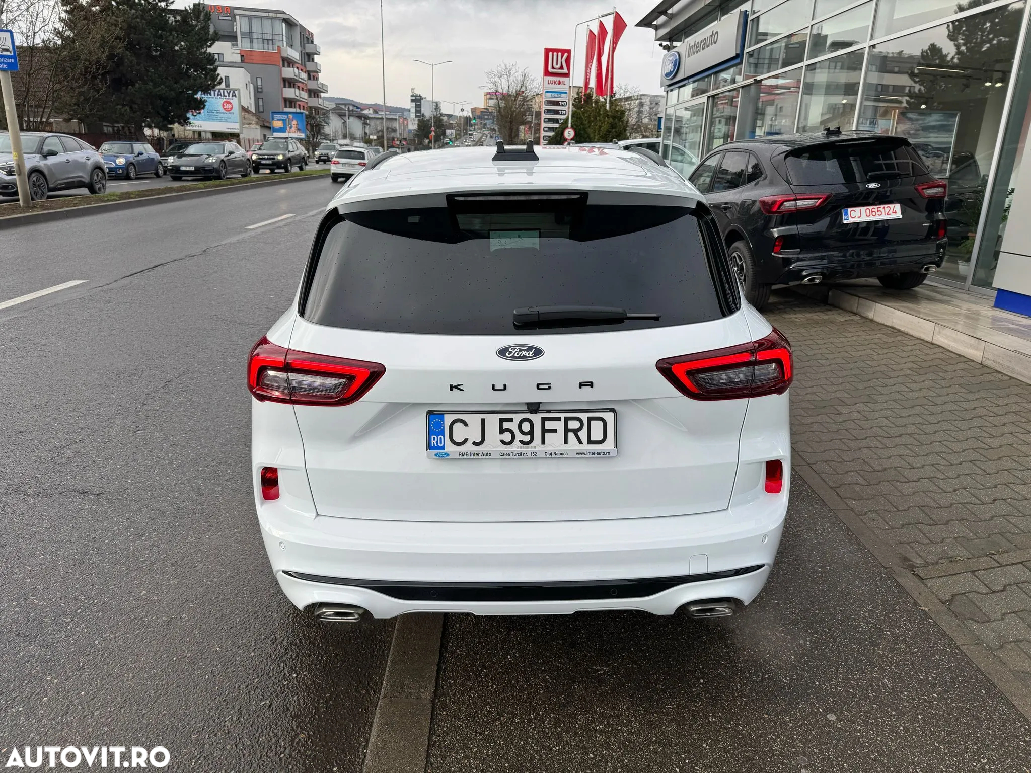 Ford Kuga 1.5 EcoBoost A8 FWD ST-Line X - 12