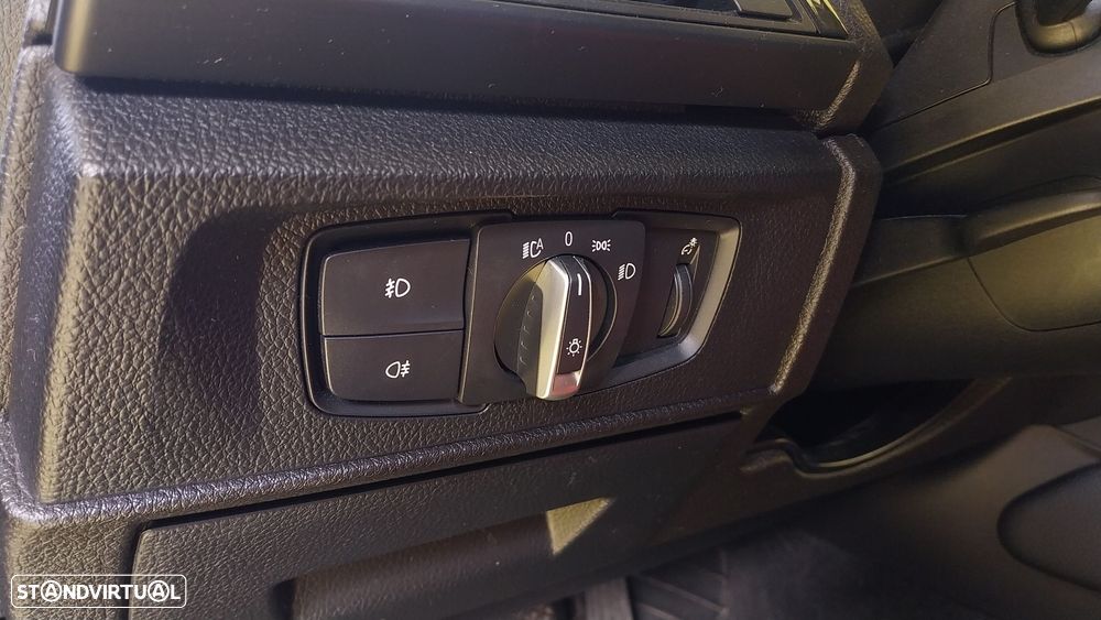 BMW 220 d Coupe Pack M Auto - 5