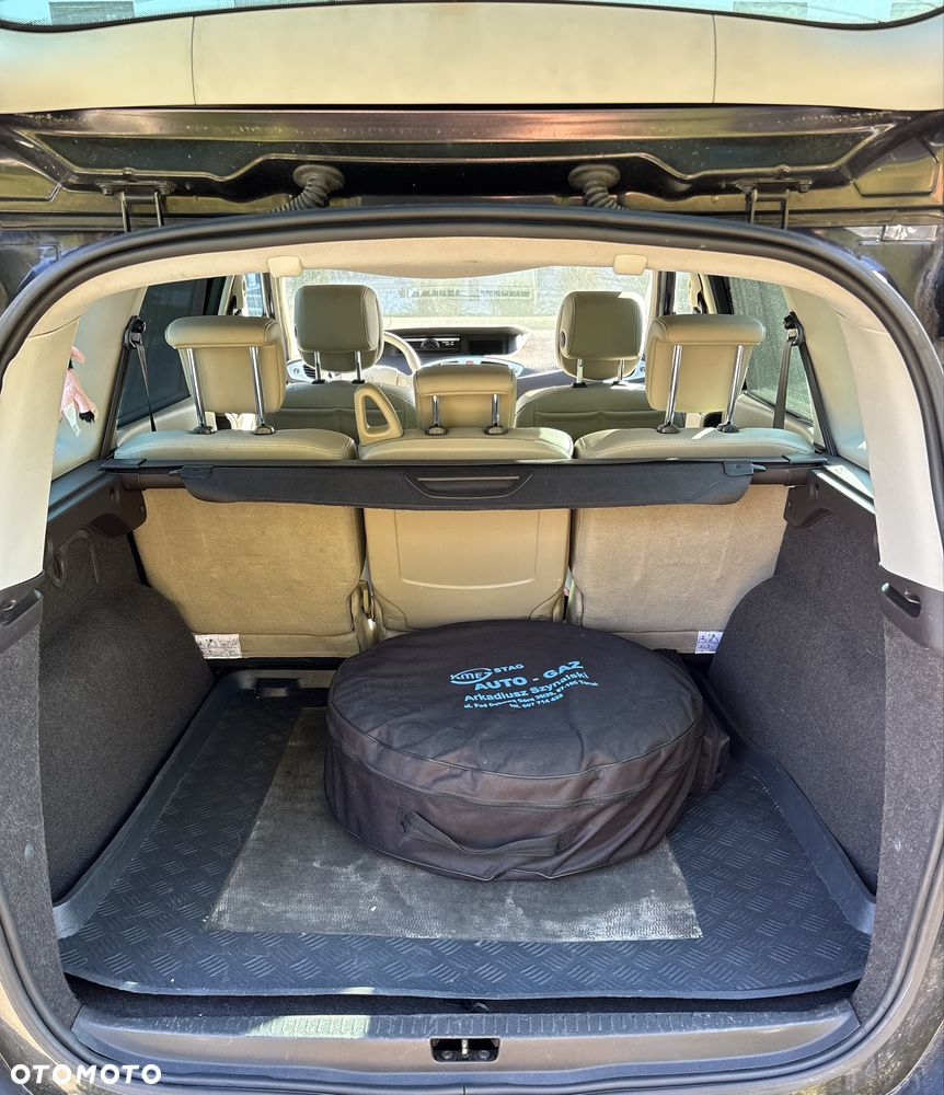 Renault Scenic - 7