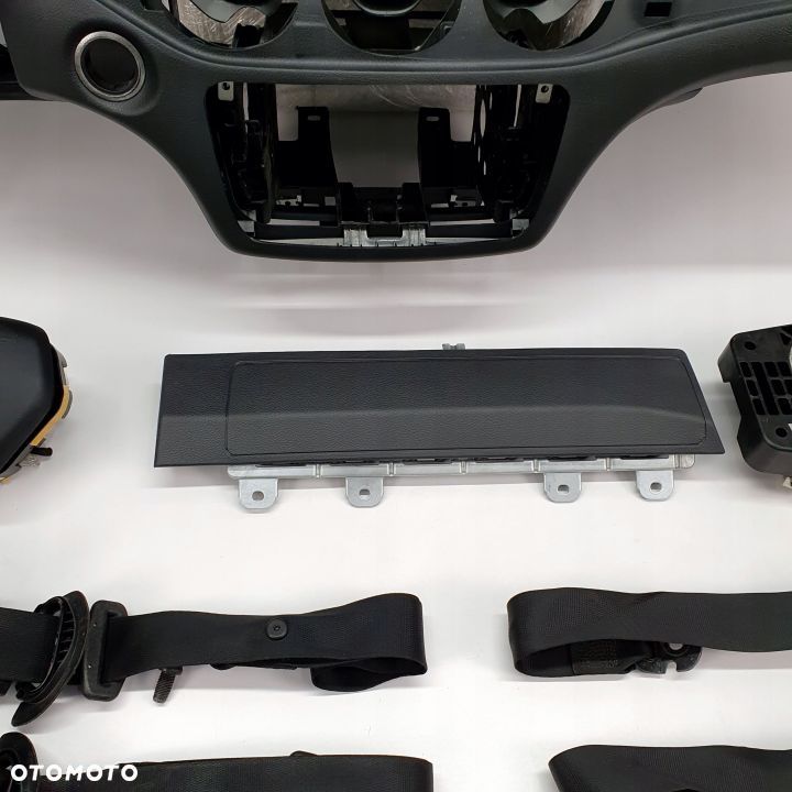 MERCEDES W117 CLA KONSOLA PODUSZKI AIRBAG PASY - 6