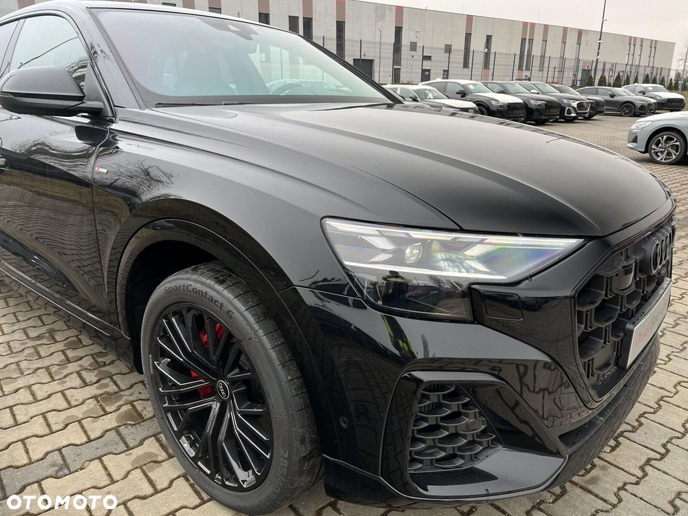 Audi Q8 - 16