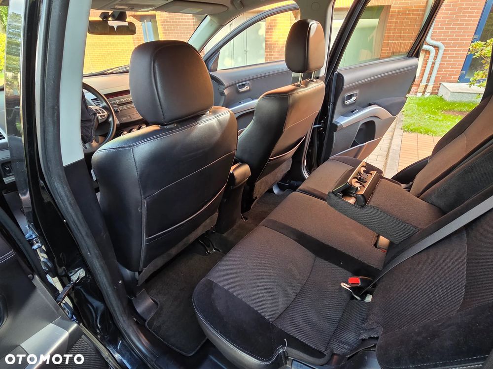 Mitsubishi Outlander 2.0 2WD Invite - 26