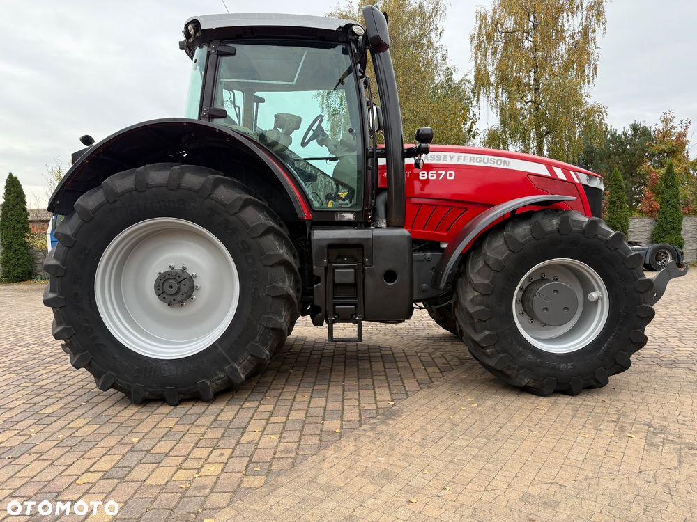 Massey Ferguson 8670  Dyna VT  tylko 5000 mth isobus uszkodzona uszczelka - 2