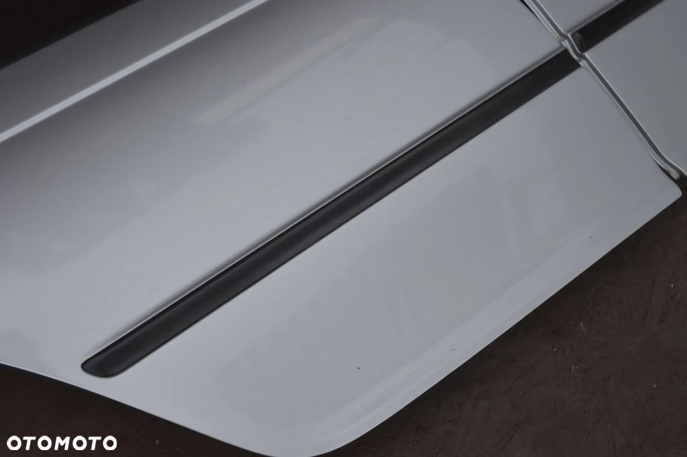 BMW E46 SEDAN ORYGINALNE KOMPLETNE DRZWI TYŁ LEWE / PRAWE W KOLORZE TITANSILBER 354/7 O NR.  41 52 7 034 153 / 41 52 8 240 075 /  41 52 7 034 154 / 41 52 8 240 076 OEM W DOBRYM STANIE - 6