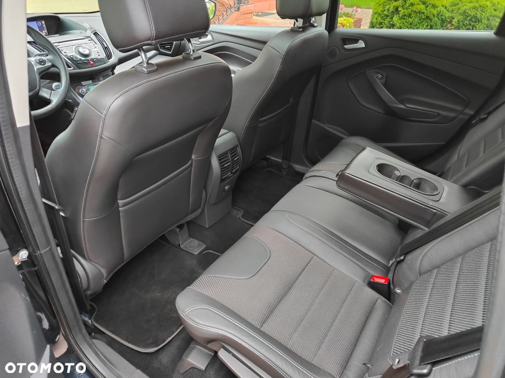 Ford Kuga - 15