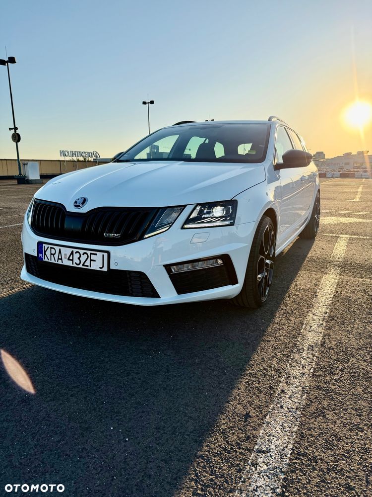 Skoda Octavia 2.0 TSI RS - 1