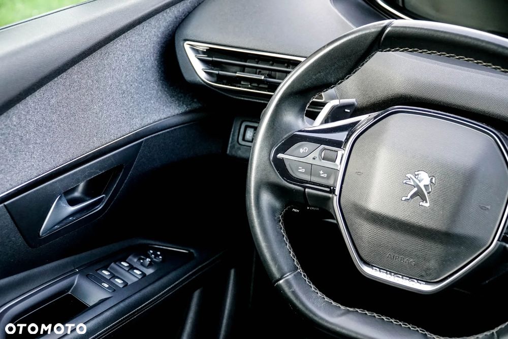 Peugeot 3008 BlueHDi 130 Stop & Start EAT8 Allure - 28
