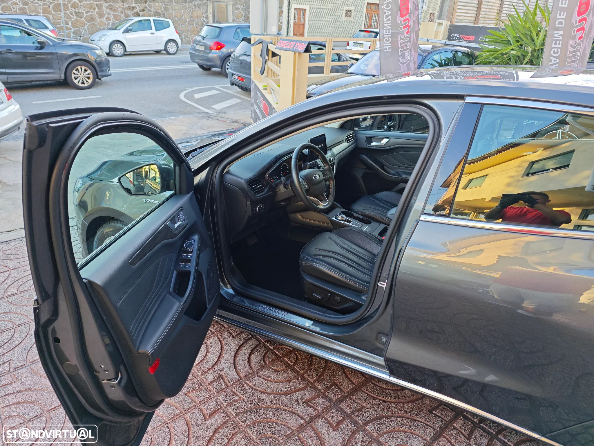 Ford Focus 1.5 EcoBoost Vignale Aut. - 19