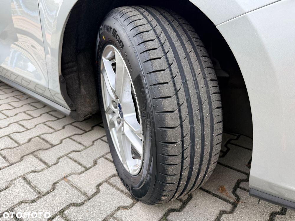 Ford Focus 1.5 EcoBlue STart-Stopp-System TITANIUM - 26