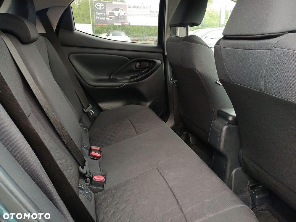 Toyota Yaris Hybrid 1.5 Style - 10