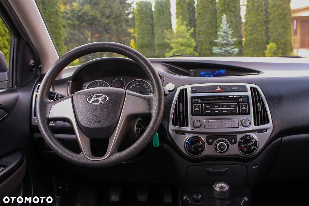 Hyundai i20 1.25 Comfort - 27