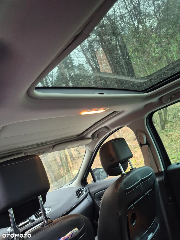 Renault Scenic 1.5 dCi Bose EDition - 17