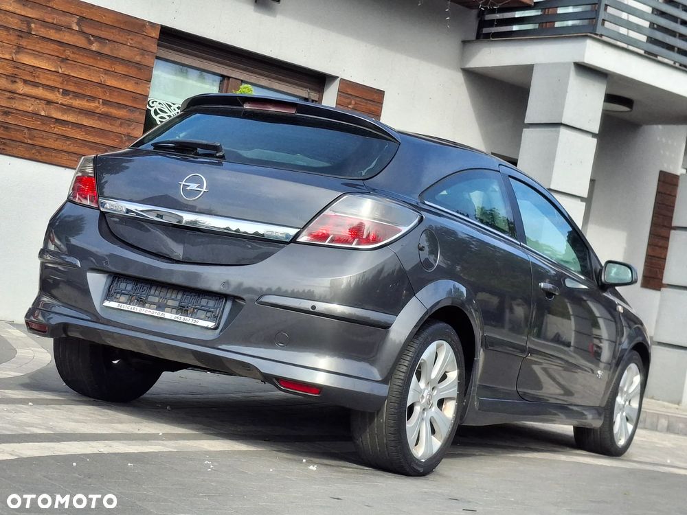 Opel Astra III GTC 1.8 Sport - 17