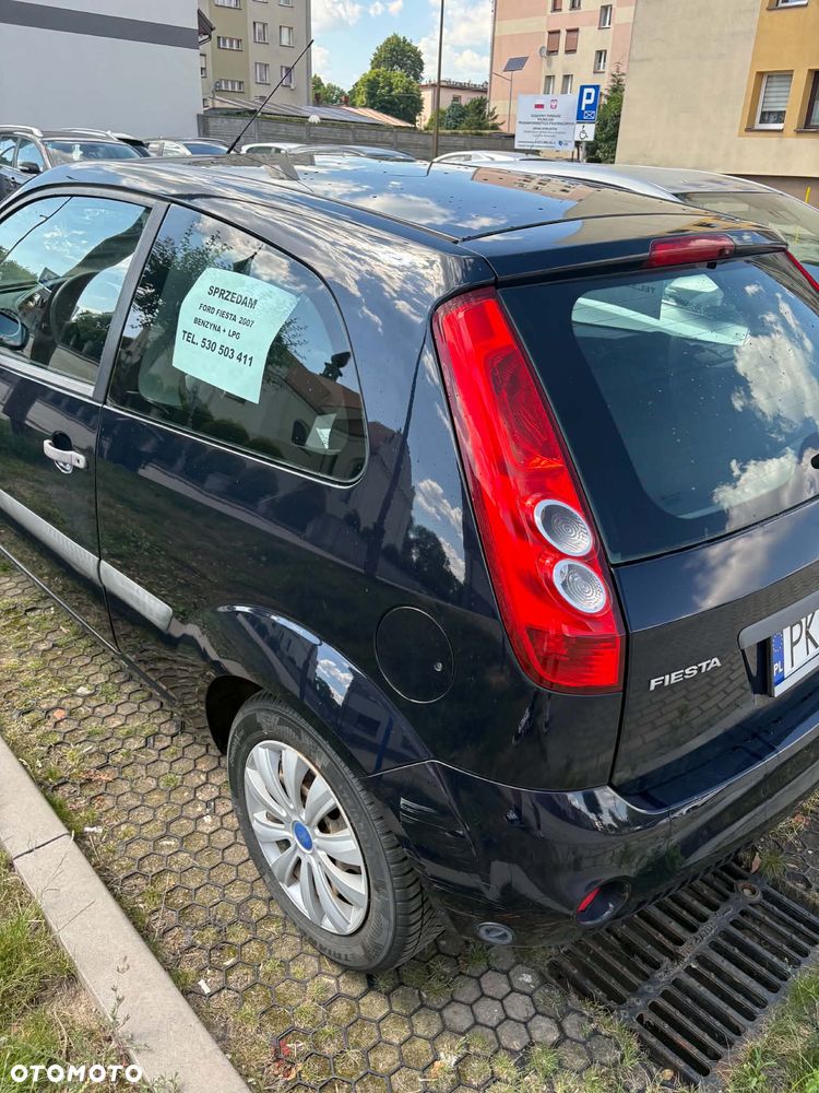 Ford Fiesta - 4