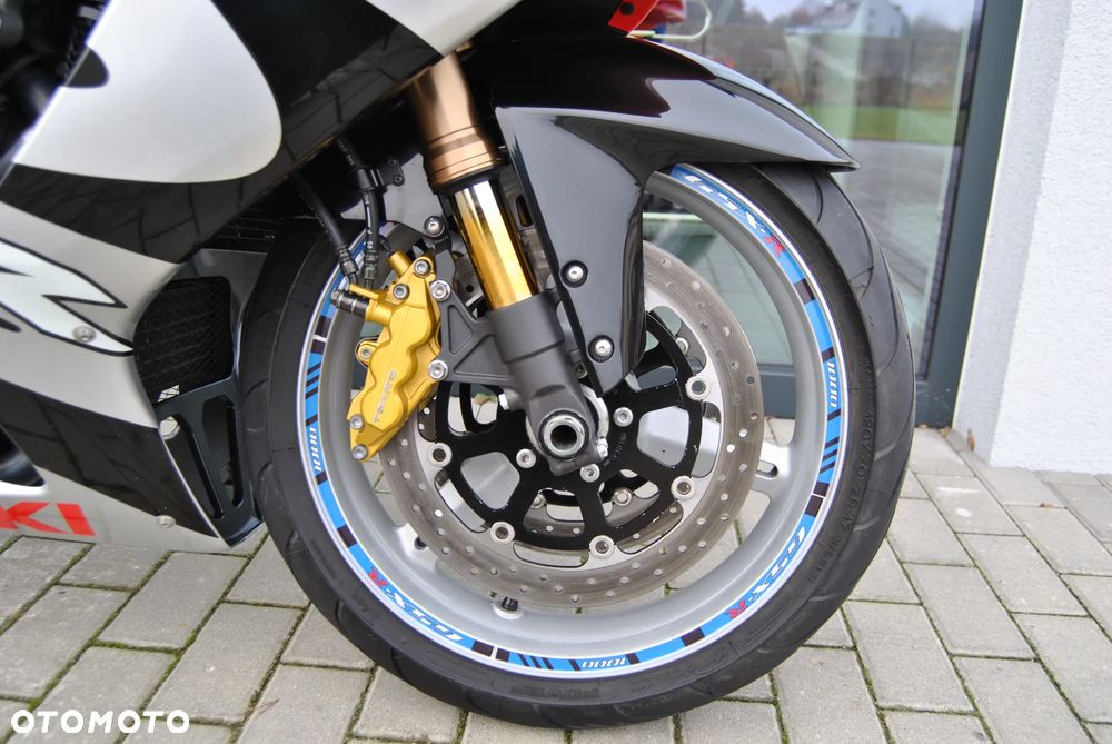 Suzuki GSX-R - 32