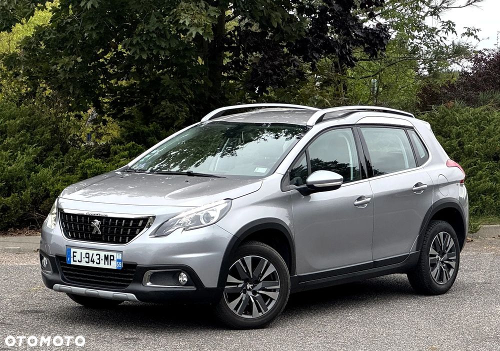 Peugeot 2008 1.2 Pure Tech GPF Allure S&S - 14