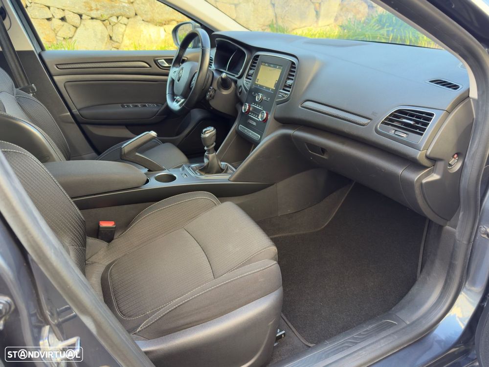 Renault Mégane BLUE dCi 115 ZEN - 21