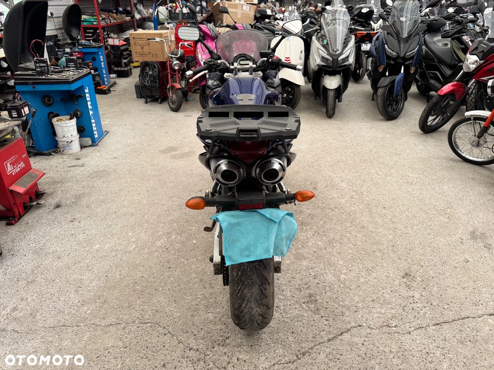 Yamaha FZ6 - 6