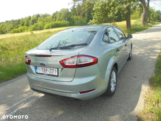 Ford Mondeo 1.6 TDCi Ambiente Plus - 3