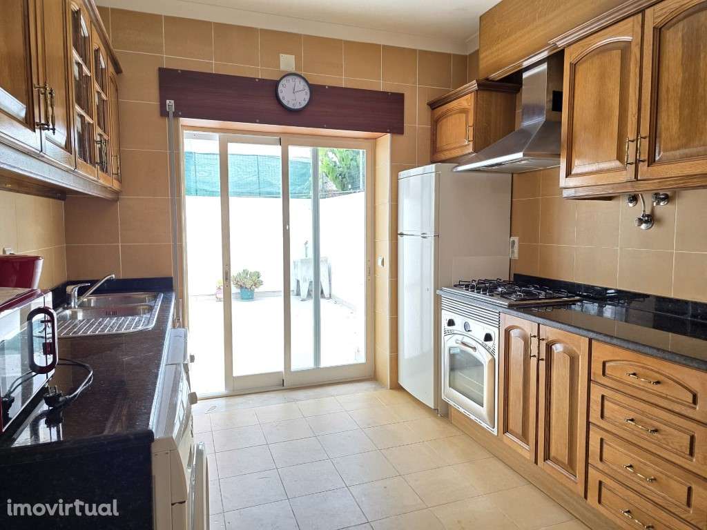 Moradia T4 - centro de Sines - Grande imagem: 3/30